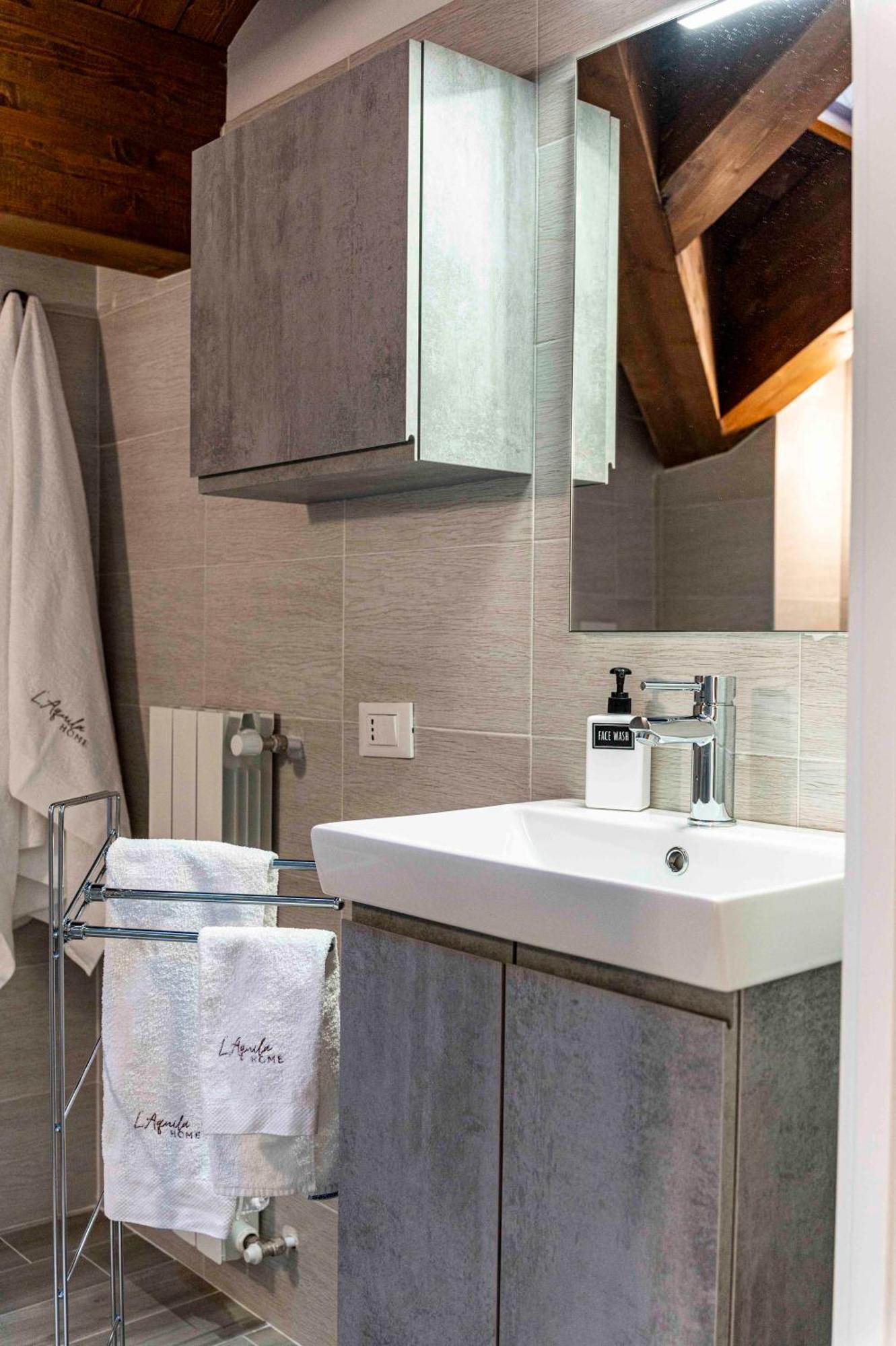 L'Aquila Home 'Il Comfort In 4 Camere' Экстерьер фото
